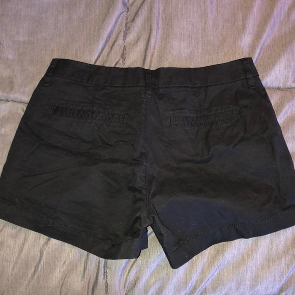 Black old navy shorts - Picture 3 of 3